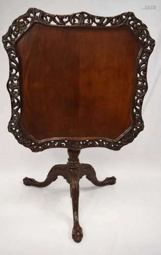 CHIPPENDALE STYLE MAHOGANY TILT-TOP TABLE