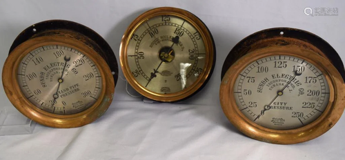 2 SUNDH PRESSURE GAUGES & HODGE GAUGE