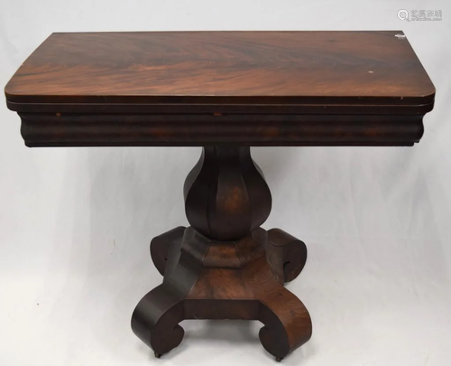 MAHOGANY CLASSICAL CARD TABLE