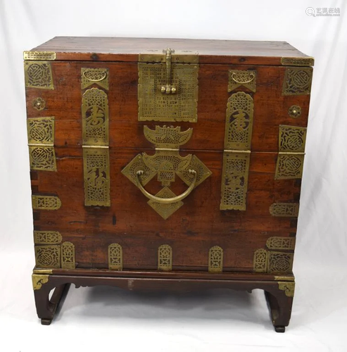 19TH C KOREAN BANDAJI BRASS BOUND CHEST: