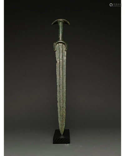 SUPERB ANCIENT BRONZE SWORD WITH HANDLE