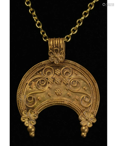 ROMAN GOLD LUNAR AMULET