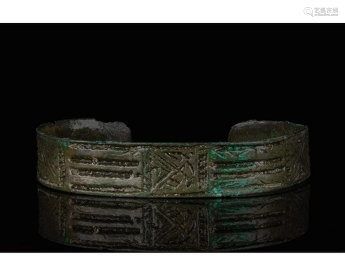 VIKING ERA BRONZE BRACELET WITH DECORATION