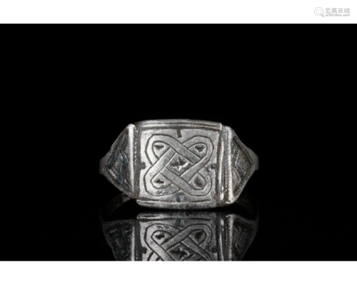 VIKING AGE SILVER RING WITH SOLOMON'S KNOT