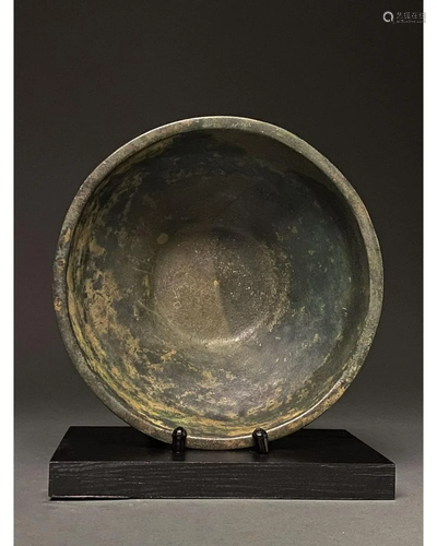 LARGE ETRUSCAN BRONZE BOWL