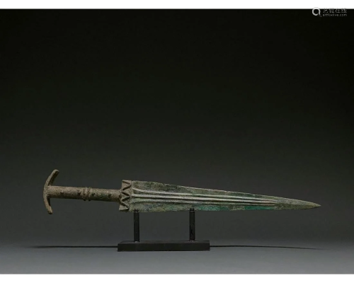 ANCIENT BRONZE SWORD WITH 