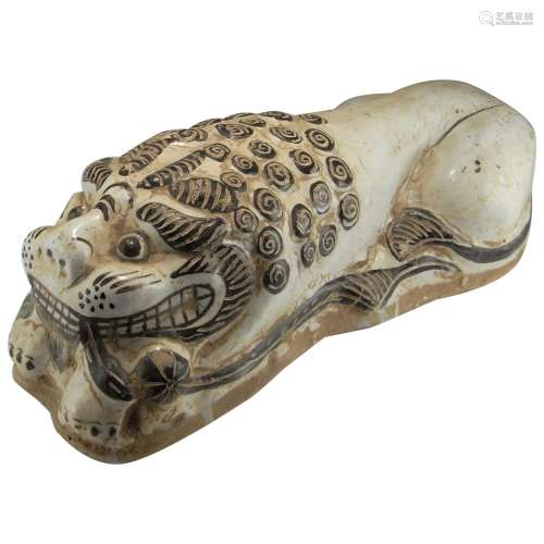 SONG DYNASTY Cizhou Kiln Lion Pillow Porcelain Antique Chinese Pillow 960AD to 1279AD Black and White Porcelain Sgraffiato Ancient Old Rare