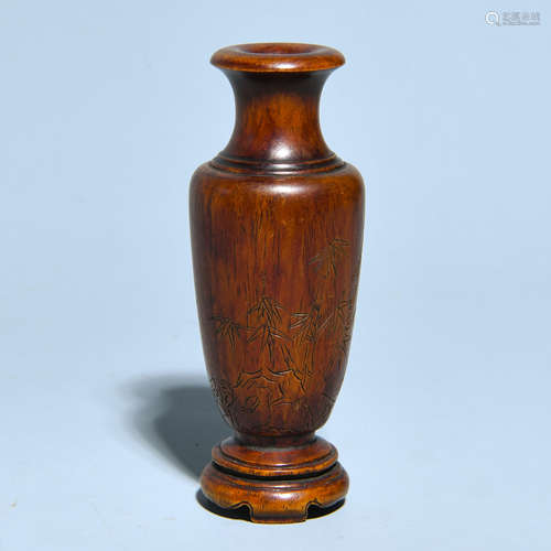 A HUANGHUALI VASE OF QING DYNASTY