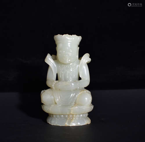 A WHITE JADE BUDDHA STATUE OF QING DYNASTY