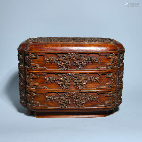 A HUANGHUALI BOX MOULDED WITH DRAGONS OF QING DYNASTY