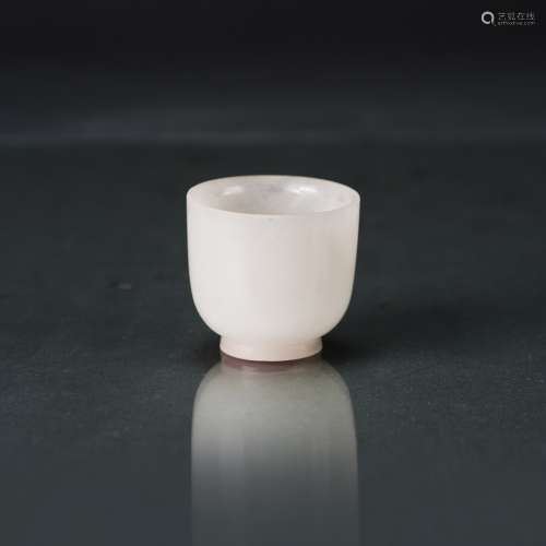 A WHITE JADE WINE CUP