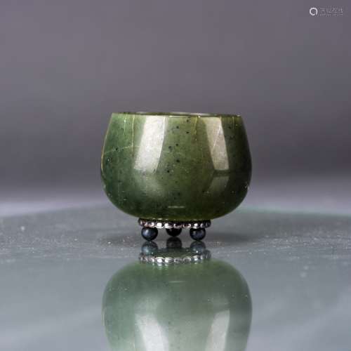 A SPINACH JADE CUP