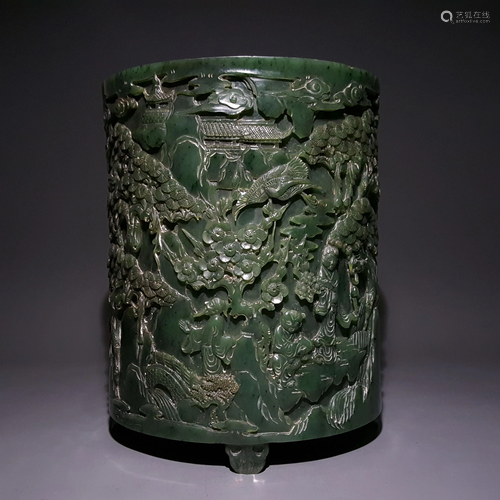 A CHINESE VINTAGE GREEN JADE BRUSH HOLDER