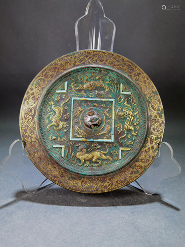 A CHINESE VINTAGE BRONZE MIRROR