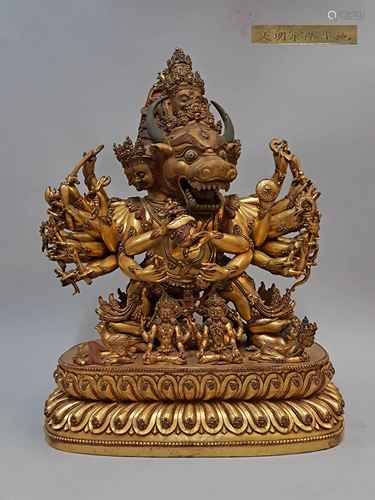 A TABITAN OR CHINESE VINTAGE GILT BUDDHA STATUE