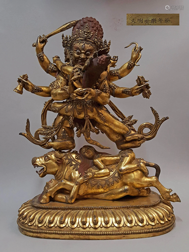 A TABITAN VINTAGE GILT BUDDHA STATUE