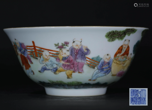 A CHINESE PORCELAIN BOWL