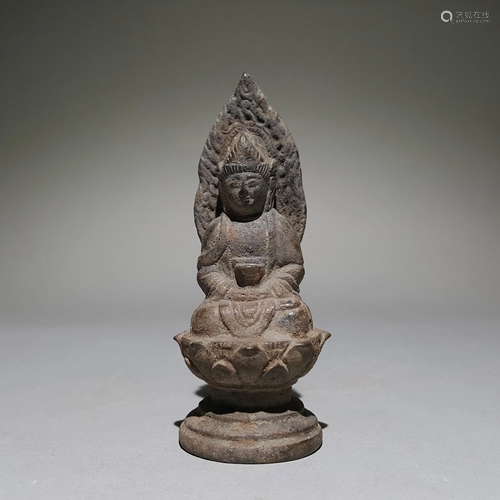 A CHINESE VINTAGE BRONZE BUDDHA STATUE.