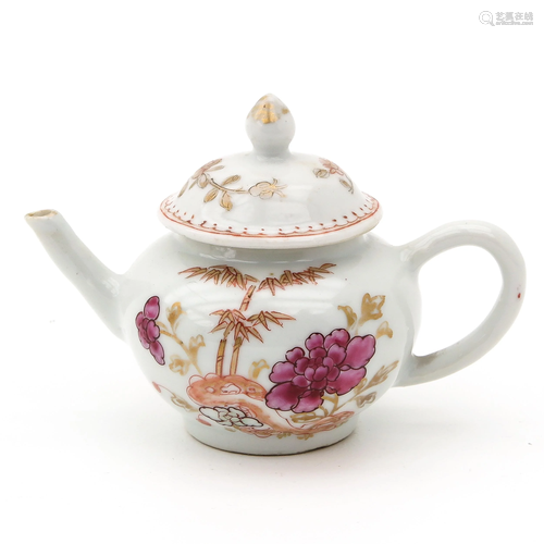 A Famille Rose Teapot