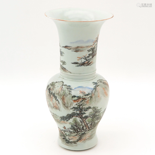 A Qianjiang Cai Decor Vase