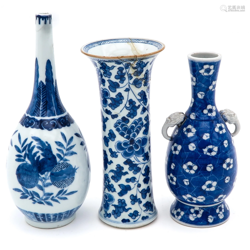 A Lot of 3 Blue and White Vases