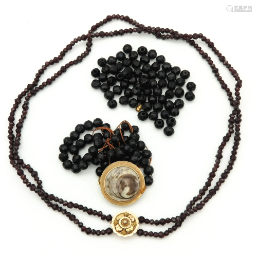 A Garnet Necklace and Mourning Necklace