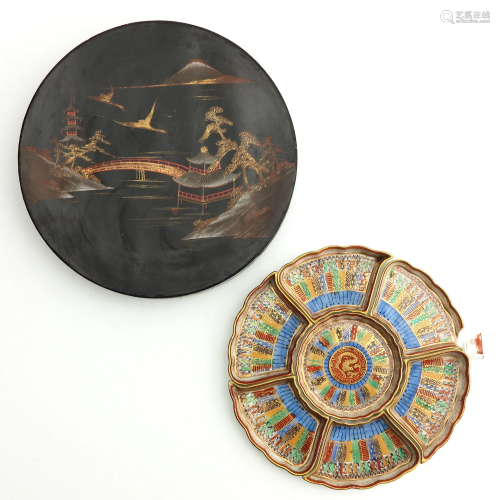 A Lazy Susan in Lacquer Box