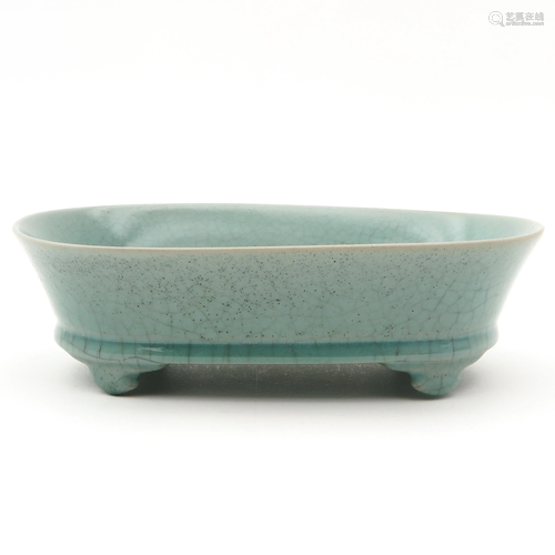 A Celadon Oval Shaped Altar Dish