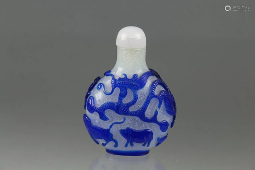 Chinese Blue Overlay Glass Snuff Bottle