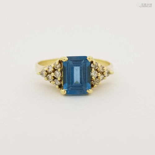 14K Gold Blue Topaz & Diamond Ring