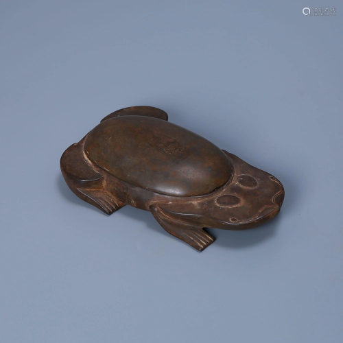 Frog-shaped Inkstone with Cover in 