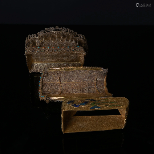 Gilt-silver and filigree-inlaid blue relic coffin in