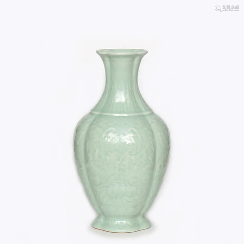 A Chinese Celadon Porcelain Vase