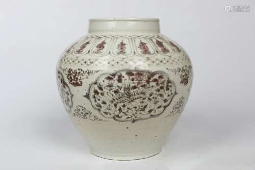 chinese copper-red glazed porcelain pot,yuan dynasty