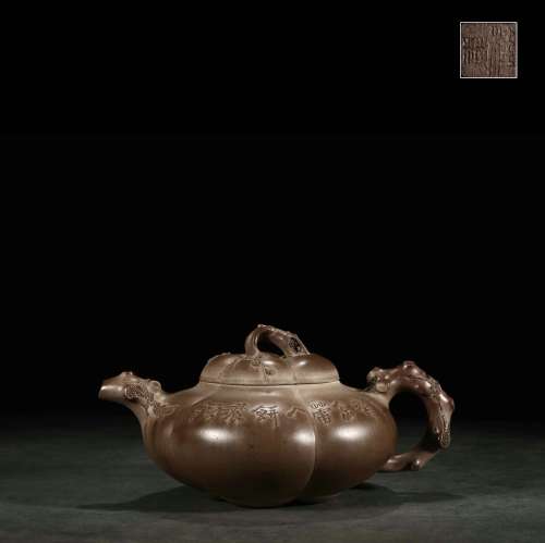 chinese zisha teapot with gui lin mark