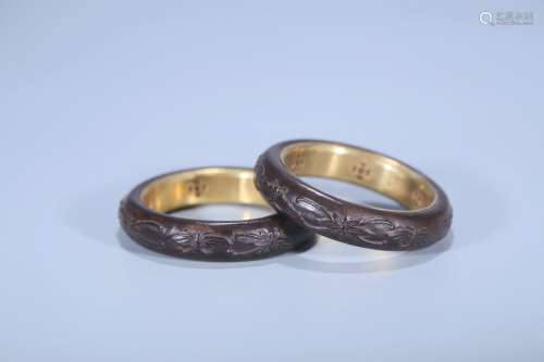 pair of chinese gilt-silver agalwood bracelets,qing dynasty
