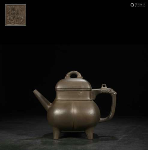 chinese quadrupedal teapot by chen mingyuan