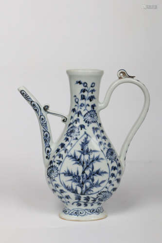 chinese blue and white porcelain ewer,yuan dynasty