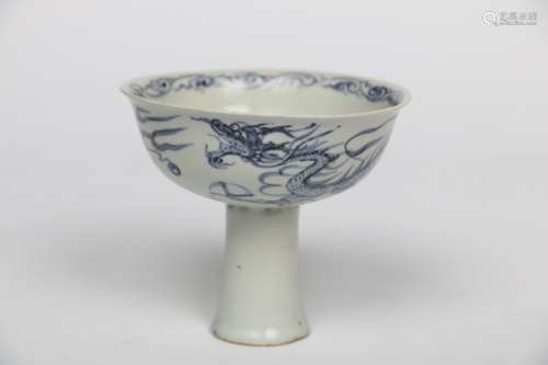 chinese blue and white porcelain stem cup,yuan dynasty