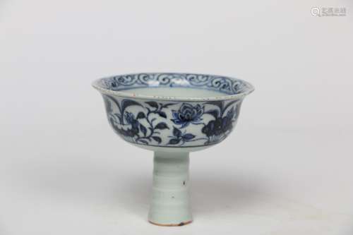 chinese blue and white porcelain stem cup,ming dynasty