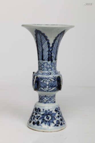 chinese old collection blue and white porcelain vase,yuan dynasty