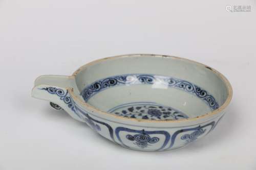 chinese blue and white porcelain brush washer,yuan dynasty