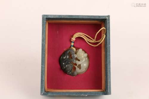 chinese old collection hetian jade pendant
