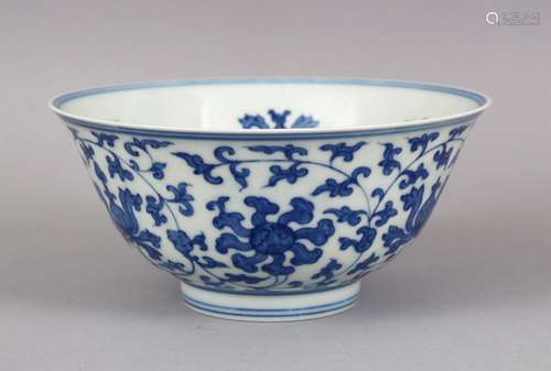 A CHINESE BLUE & WHITE FLORAL DECORATED PORCELAIN BOWL, with formal floral motif, the base with a