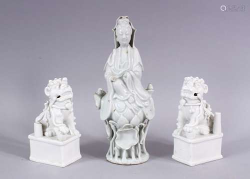 A MIXED LOT OF CHINESE BLANC DE CHINE PORCELAIN ITEMS, comprising one figure of guanyin seated