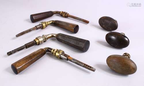 A 19TH CENTURY MIXED LOT OF RHINOCEROS HORN DOOR HANDLES, (7)