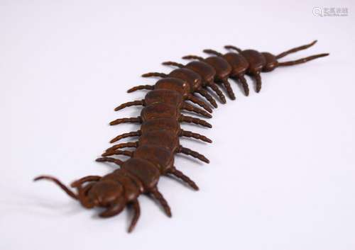 A BRONZE FIGURE OF AN ARTICULATED MILLIPEDE, 16cm high.