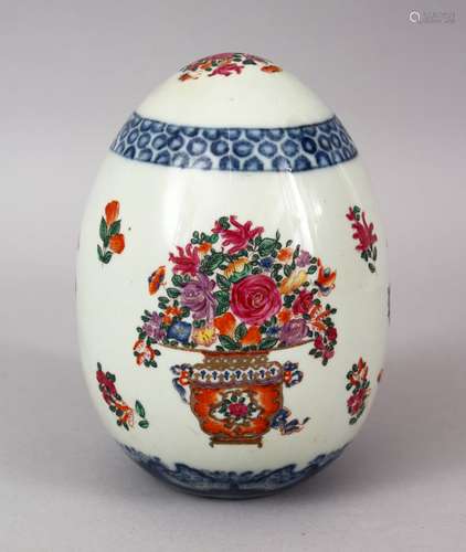 A GOOD 18TH / 19TH CENTURY CHINESE QIANLONG FAMILLE ROSE PORCELAIN EGG, decorated with underglaze