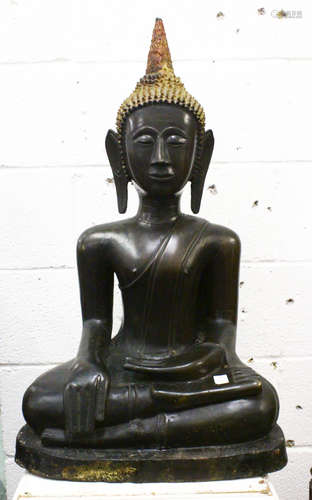 A FINE LARGE 17TH / 18TH CENTURY LAOS BRONZE FIGURE OF BUDDHA,, in a seated bhumisparsha position,