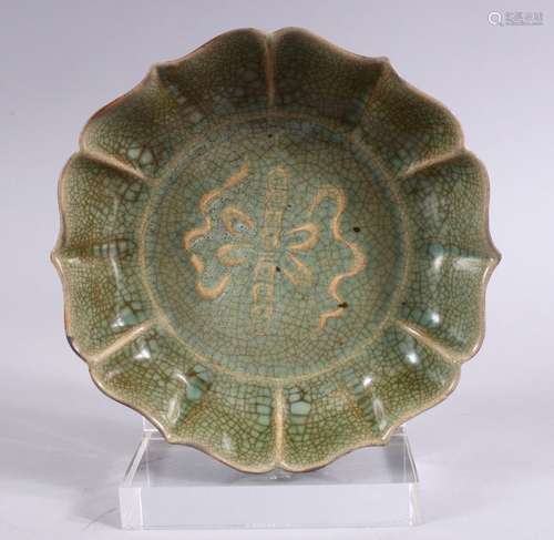 A CHINESE SONG STYLE CRACKLE GLAZED PORCELAIN DISH, with raised precious object decoration, the base